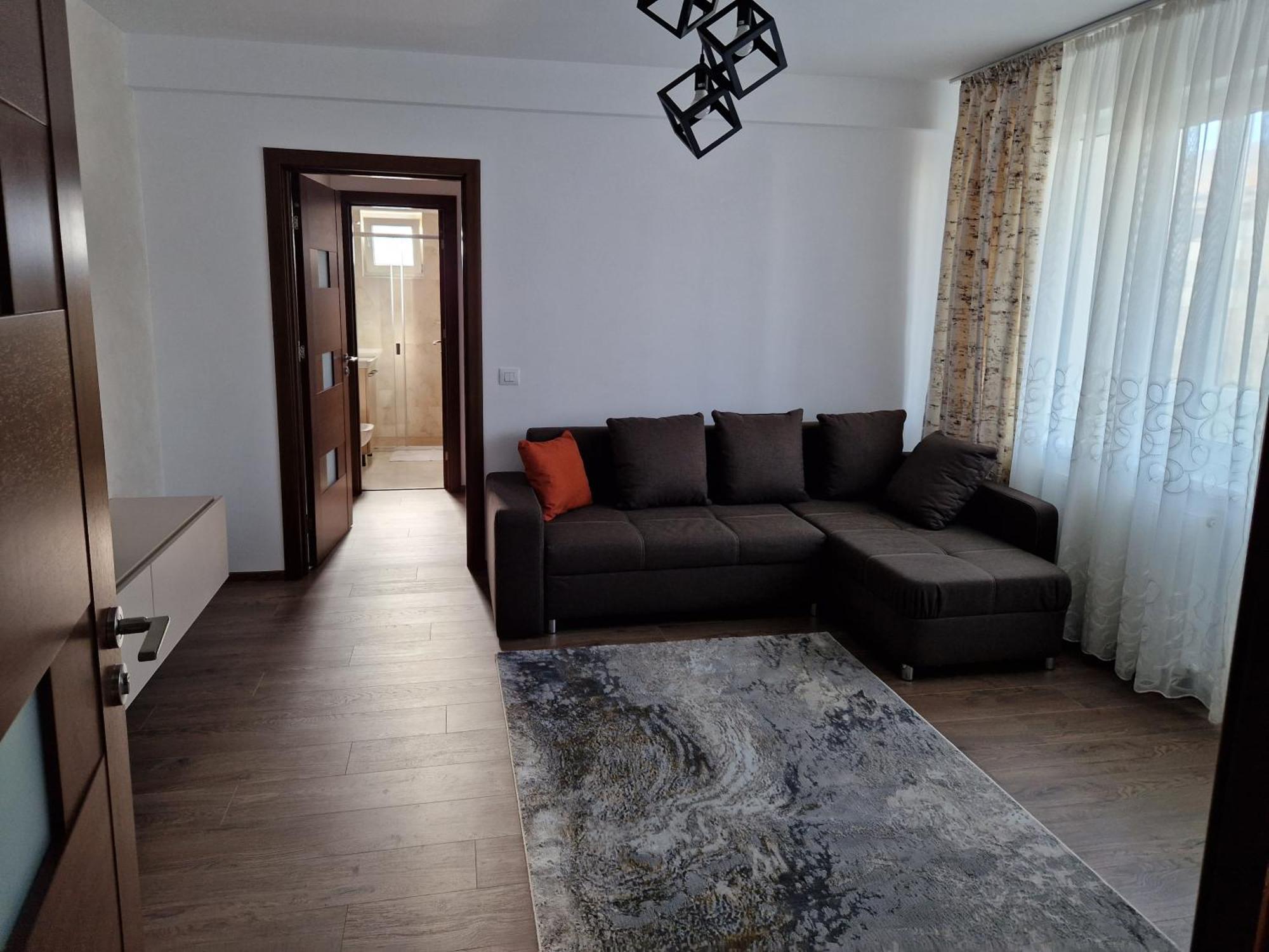 Downtown Apartment Рымнику-Вылча Экстерьер фото