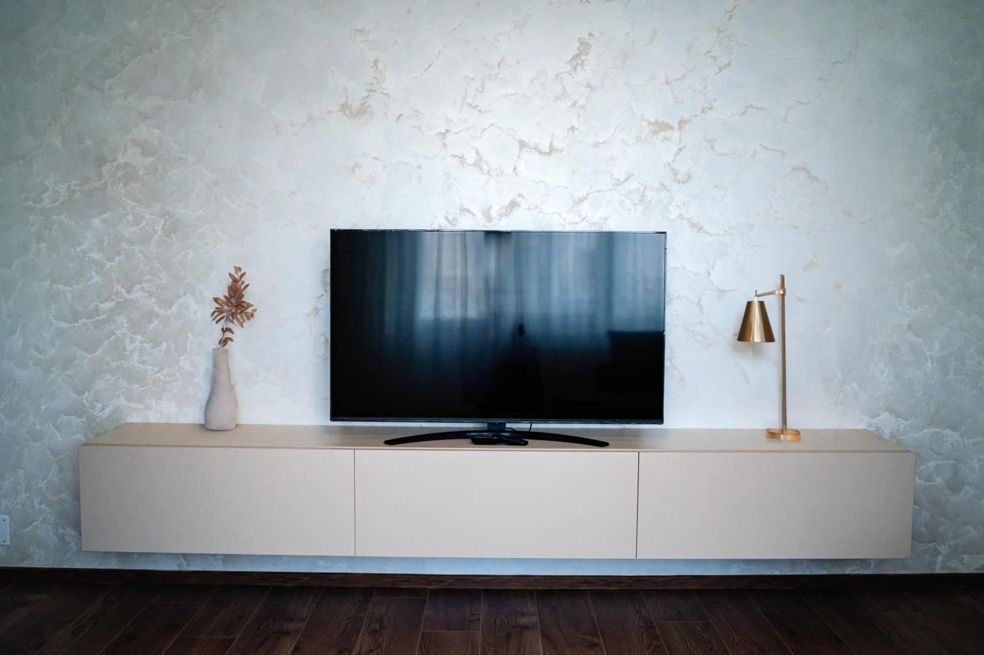 Downtown Apartment Рымнику-Вылча Экстерьер фото
